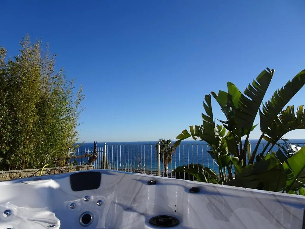 Villa Villetta Sole Mare Santo Stefano al Mare Italien